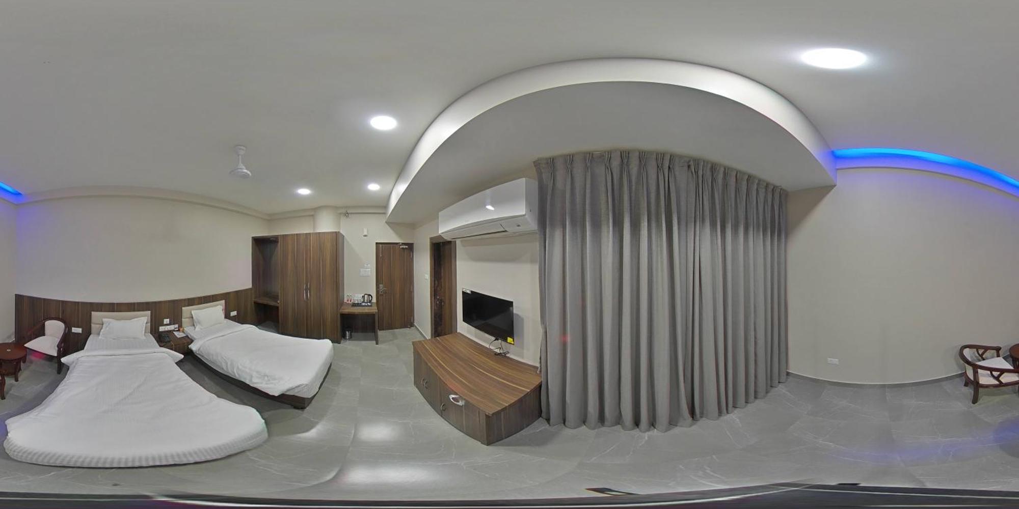 Tathastu Hotels & Banquet Hall Pipra Dewās Exterior foto